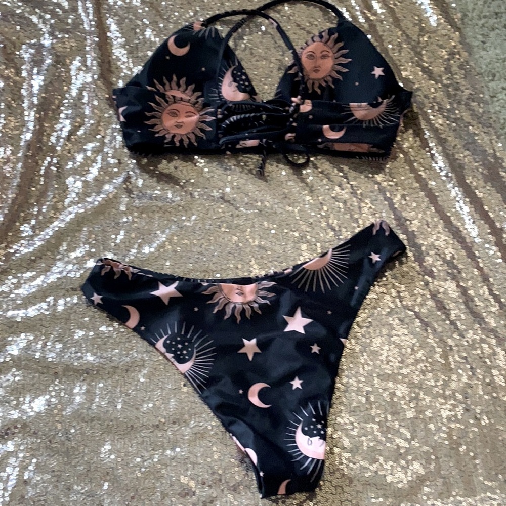 ๐๐Host Pick ๐๐๐Cross Cross Sun and Moon Bathing Suit - Picture 2 of 2